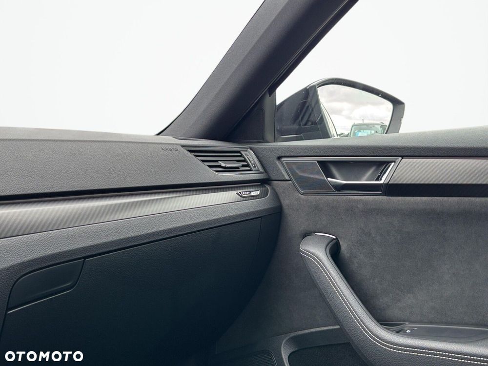 Skoda Superb 2.0 TDI SCR 4x4 Sportline DSG - 28