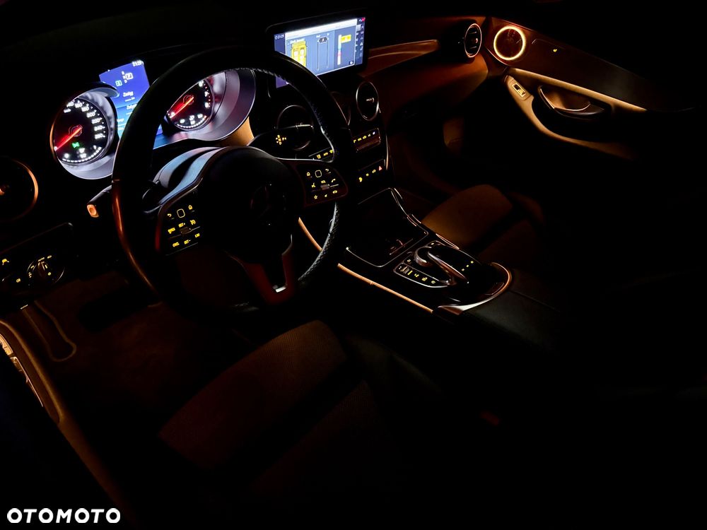 Mercedes-Benz Klasa C 300 9G-TRONIC Avantgarde - 35