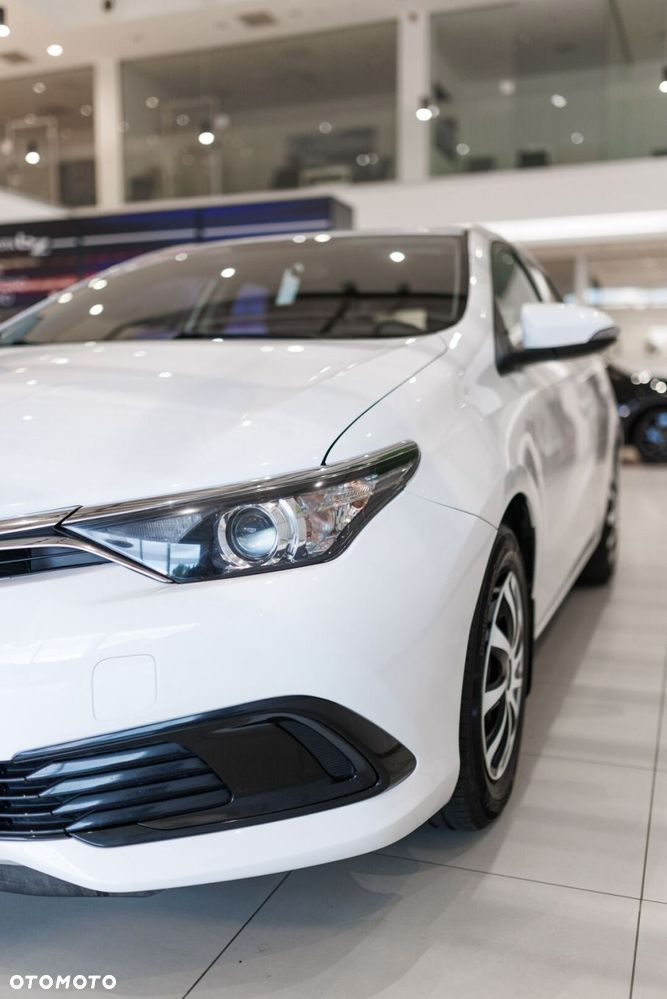 Toyota Auris 1.33 VVT-i Active - 13