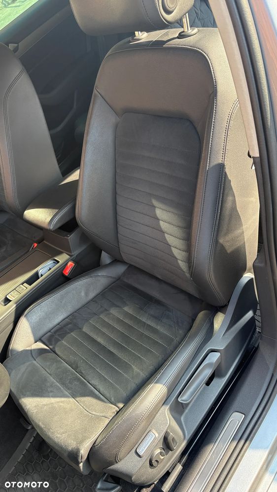 Volkswagen Passat - 14