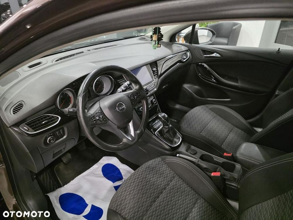 Opel Astra 1.4 Turbo Innovation - 13