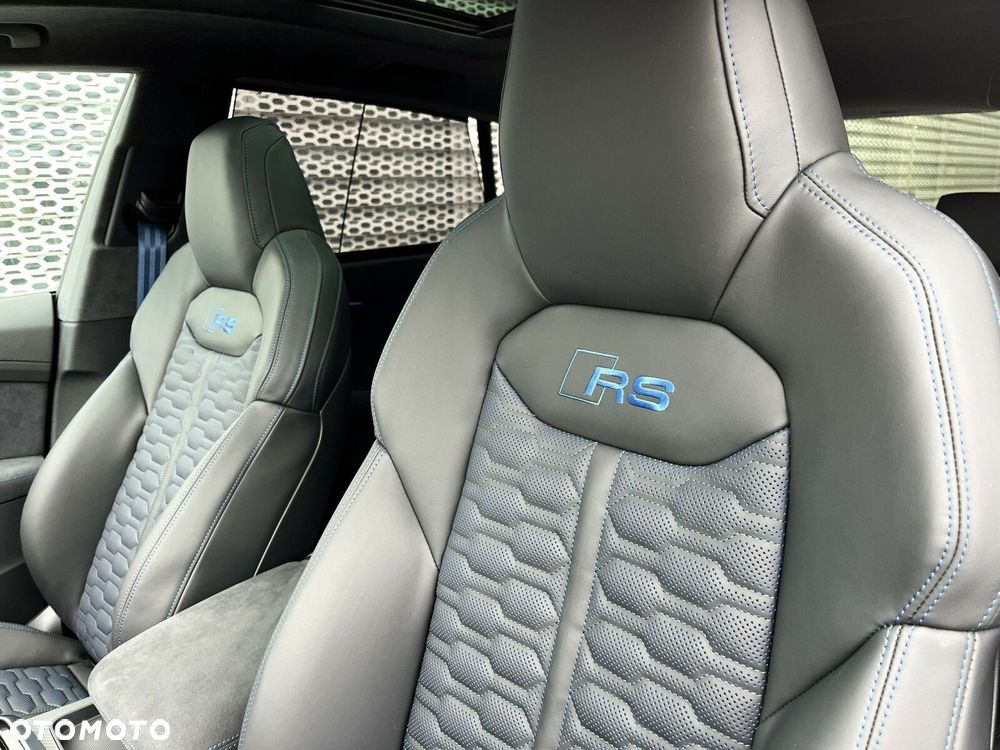 Audi RS Q8 - 31