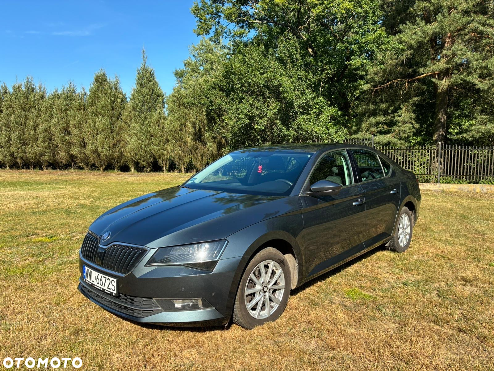 Skoda Superb 2.0 TDI Ambition DSG - 5