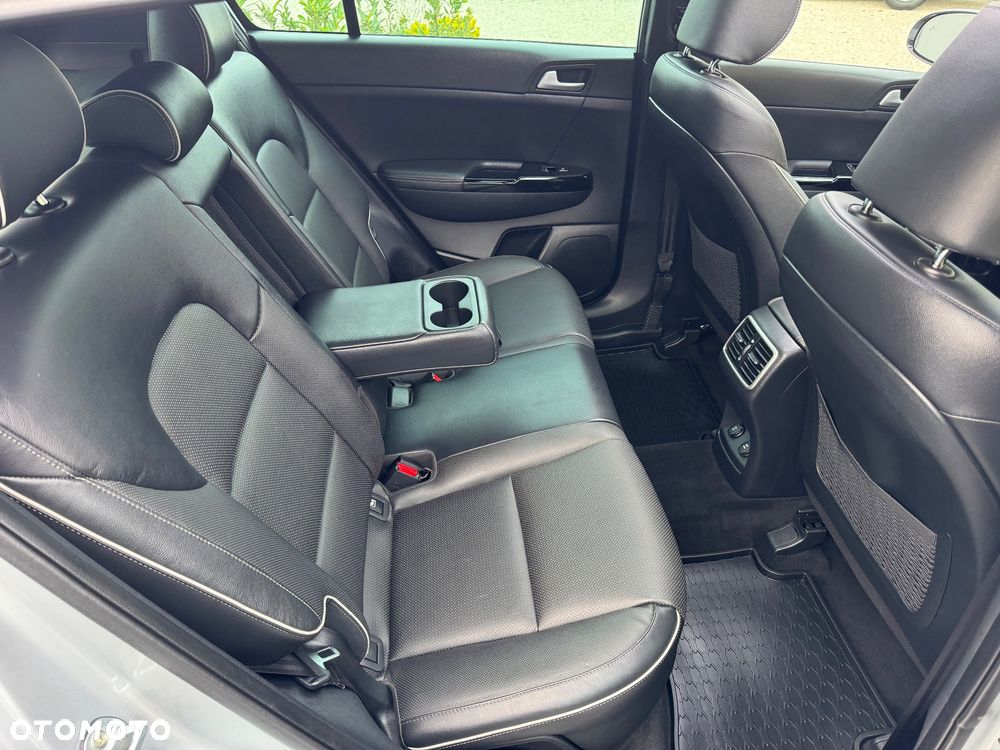 Kia Sportage 2.0 CRDI Business Line 4WD - 21