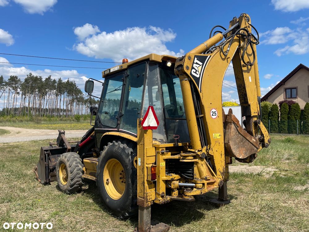 Caterpillar 432D - 3