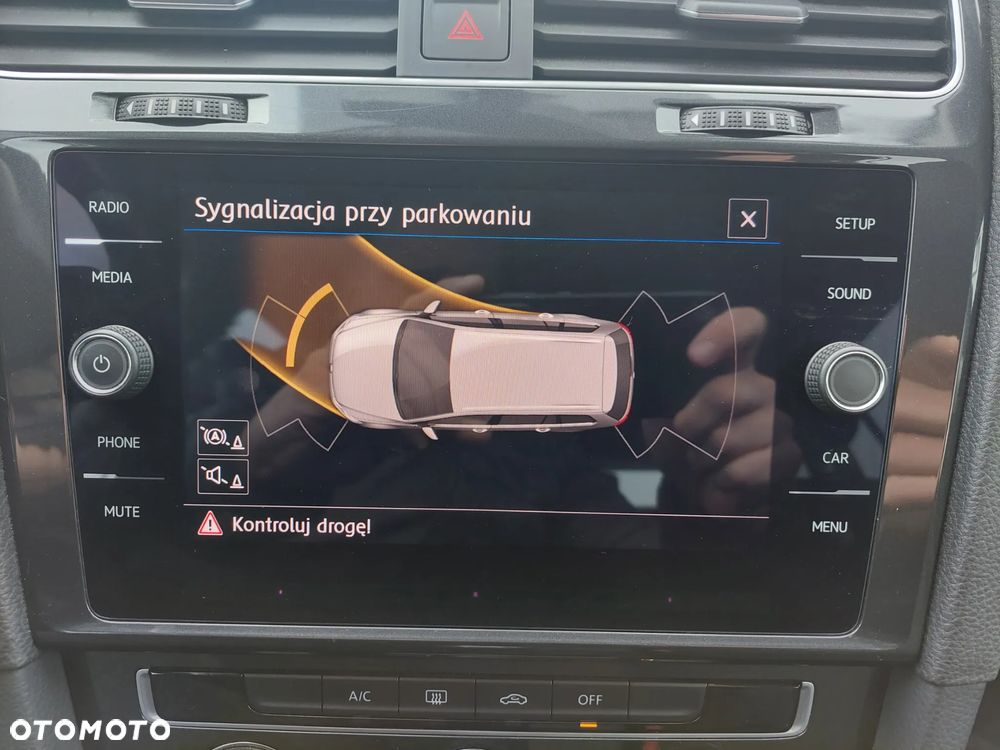 Volkswagen Golf VII 1.6 TDI BMT Trendline - 15