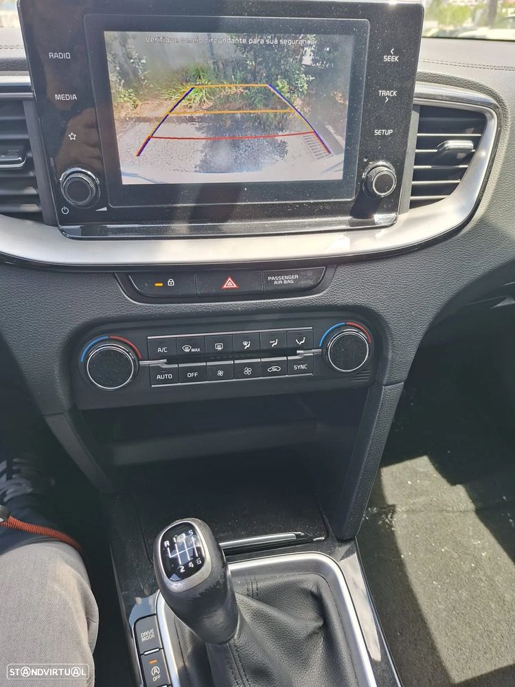 Kia Ceed SW - 8