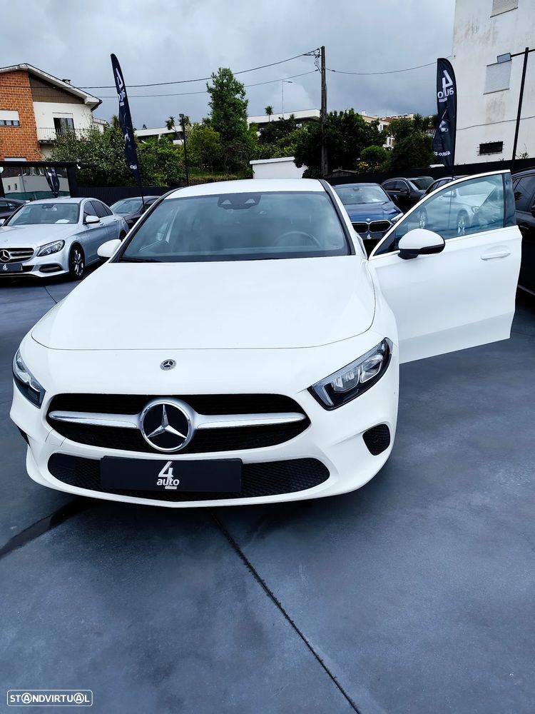 Mercedes-Benz A 250 Limousine e Style Plus - 3
