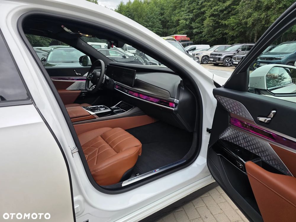 BMW Seria 7 740d xDrive mHEV M Sport sport - 21