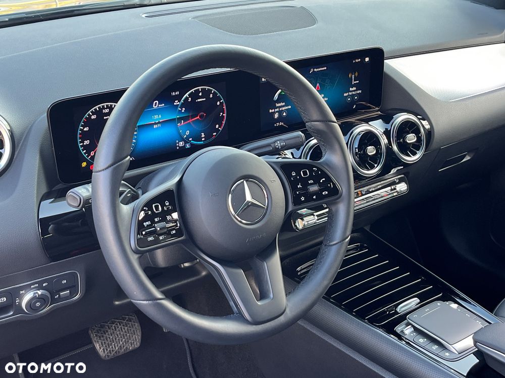 Mercedes-Benz GLA 200 Style - 13