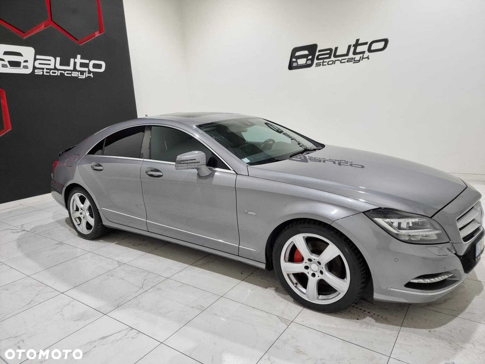 Mercedes-Benz CLS - 9
