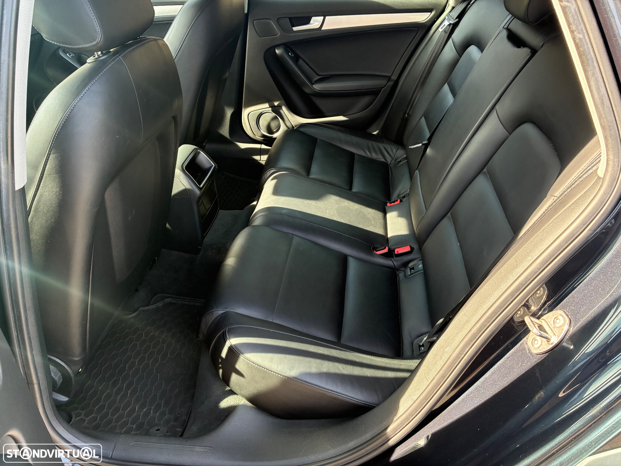 Audi A4 Allroad 2.0 TDI quattro S tronic - 11