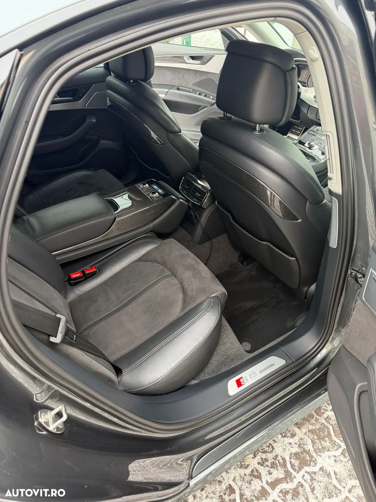 Audi S8 4.0 TFSI quattro Tiptronic - 35