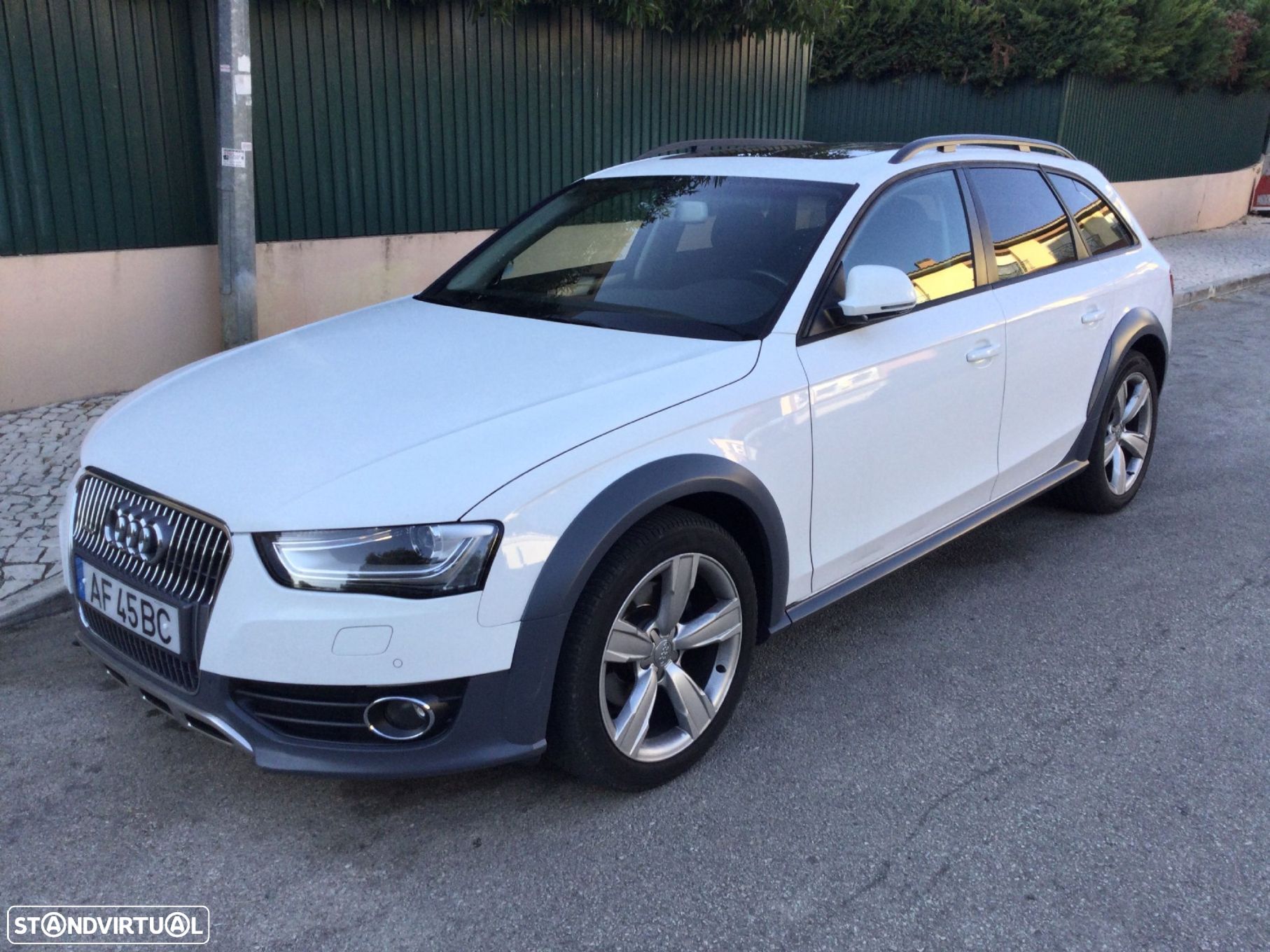 Audi A4 Allroad - 1