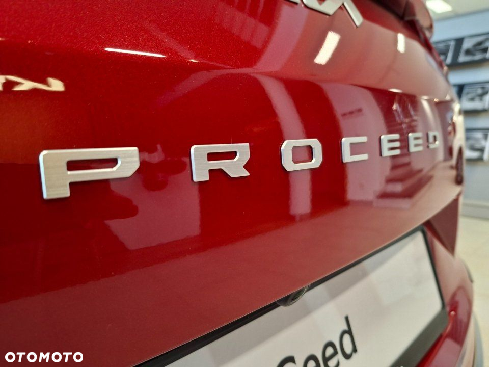 Kia ProCeed - 9