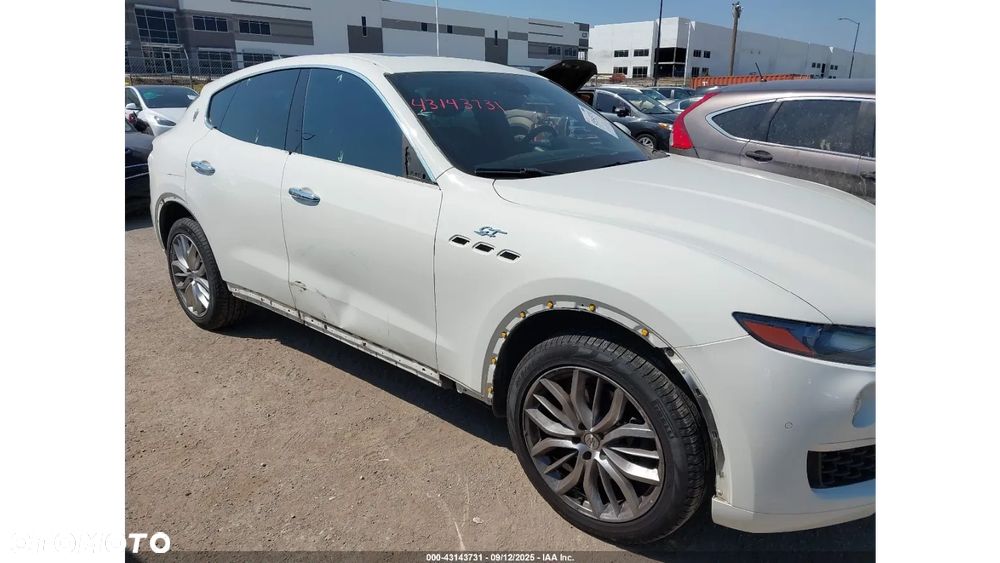 Maserati Levante - 4
