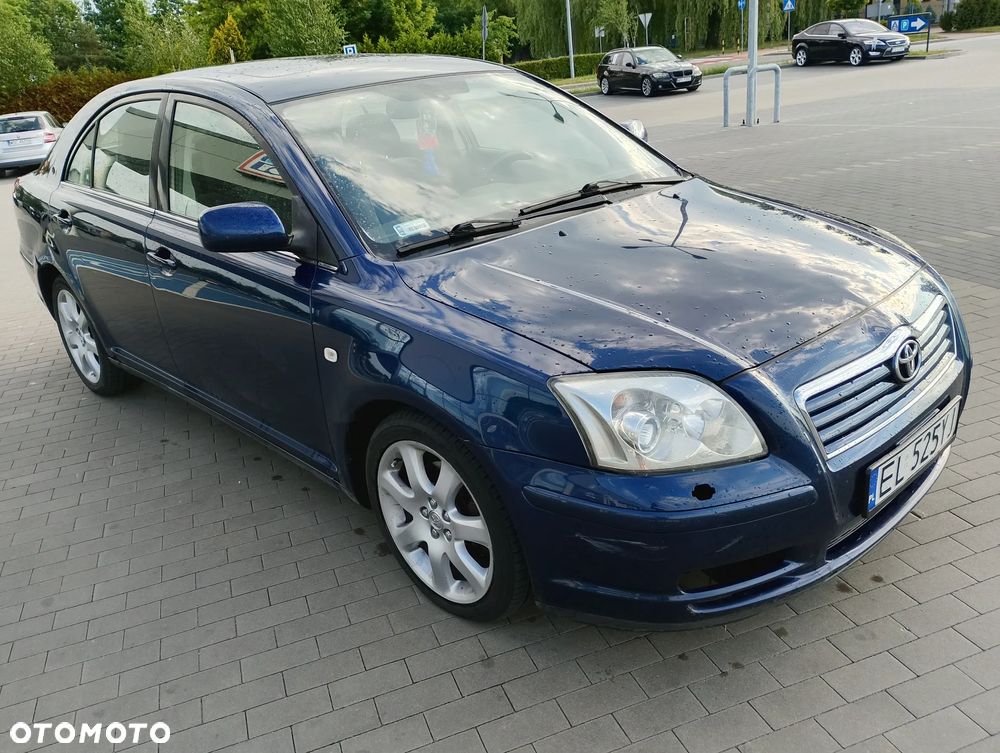 Toyota Avensis 2.0 VVT-i Executive - 3
