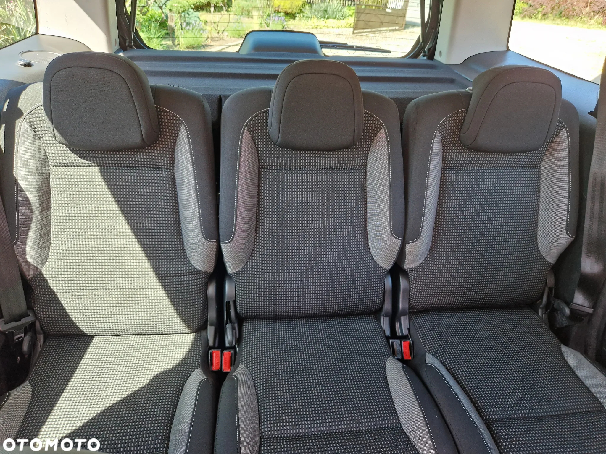 Peugeot Partner 1.6 BlueHDi Outdoor S&S - 7