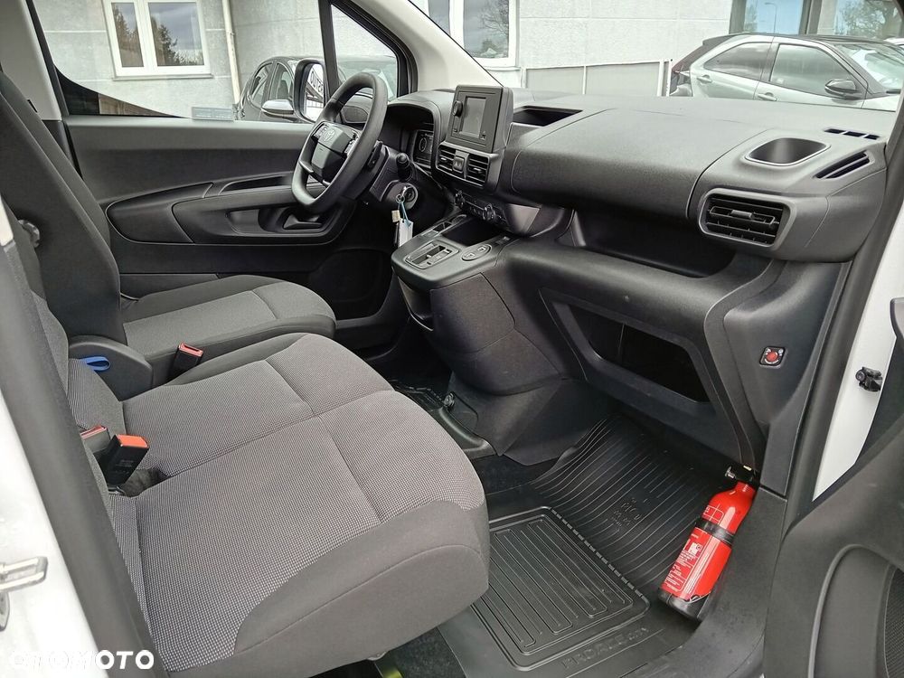 Toyota PROACE CITY - 7