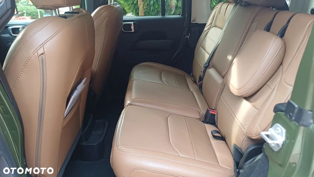 Jeep Wrangler - 19
