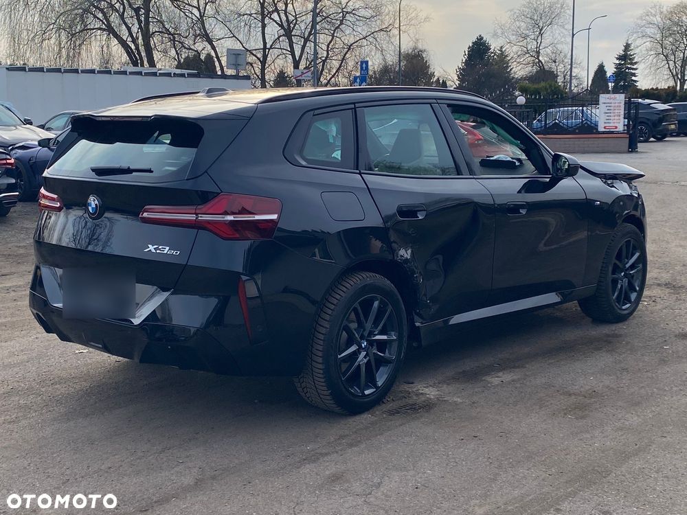 BMW X3 xDrive20 mHEV - 15