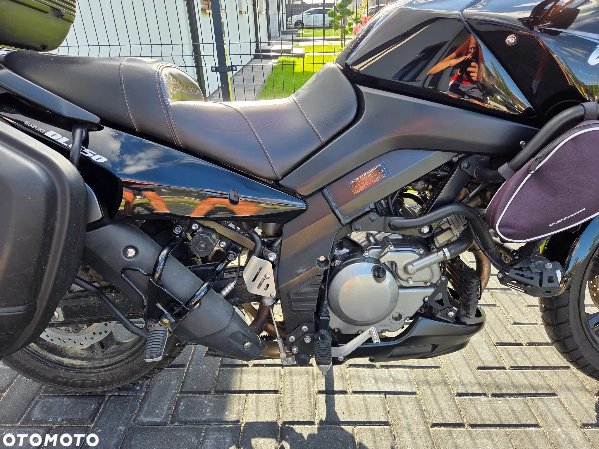 Suzuki V-STROM - 11