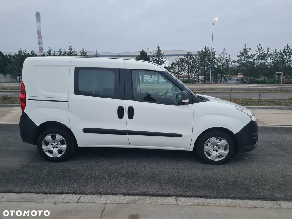Opel Combo - 8