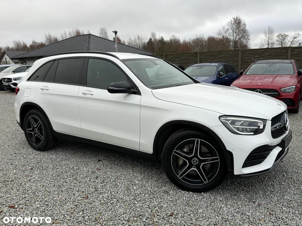 Mercedes-Benz GLC 200 d 4Matic 9G-TRONIC AMG Line - 20