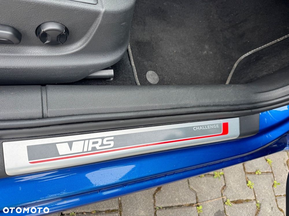 Skoda Octavia 2.0 TDI DSG RS - 32