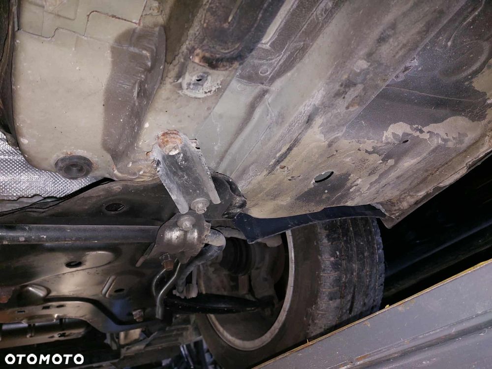 Peugeot 3008 1.6 HDi Premium - 27