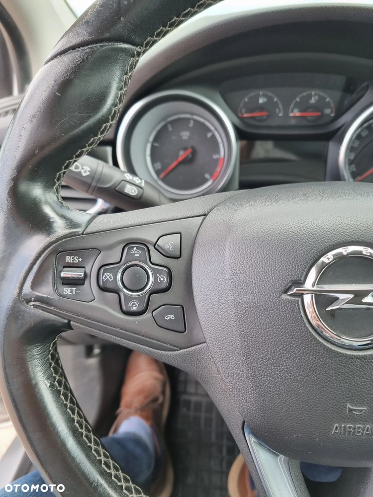 Opel Astra 1.6 CDTI Elite S&S - 10