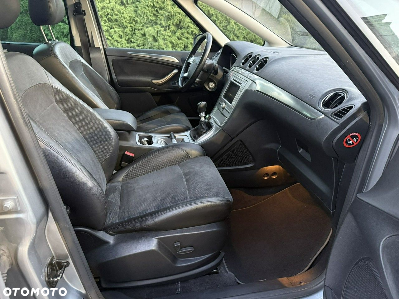 Ford S-Max 2.5 Titanium - 28
