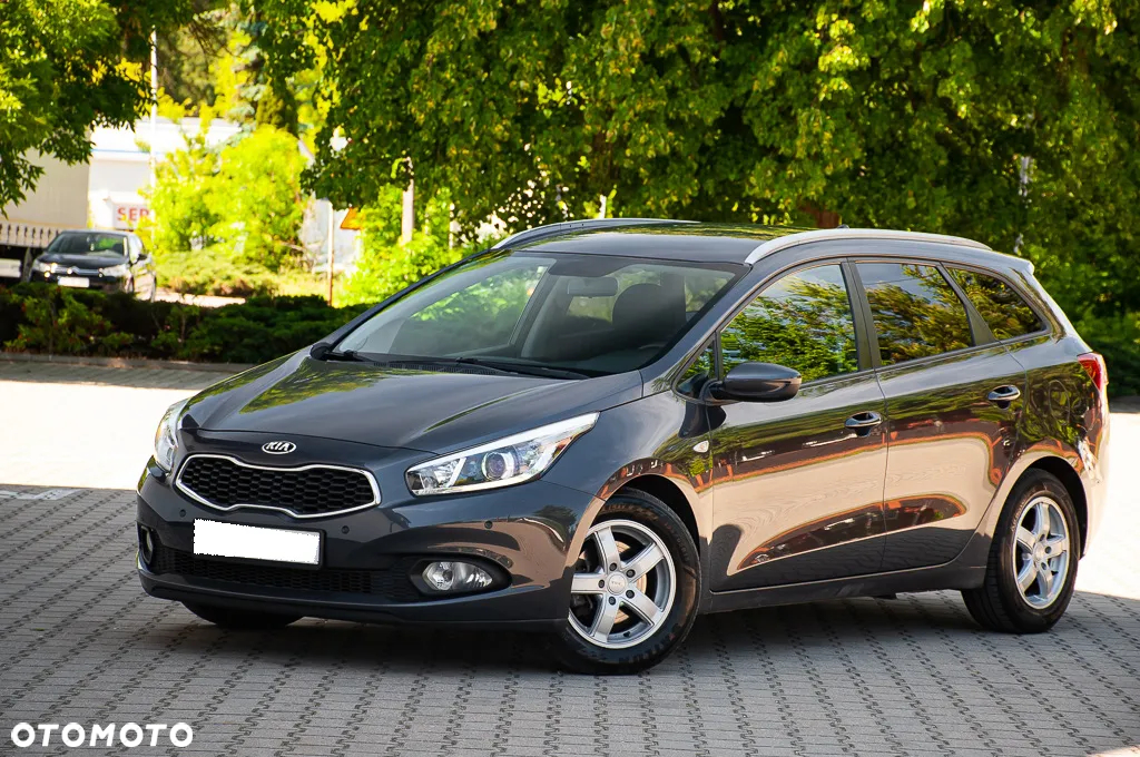 Kia Ceed Cee'd 1.6 CRDi XL - 4