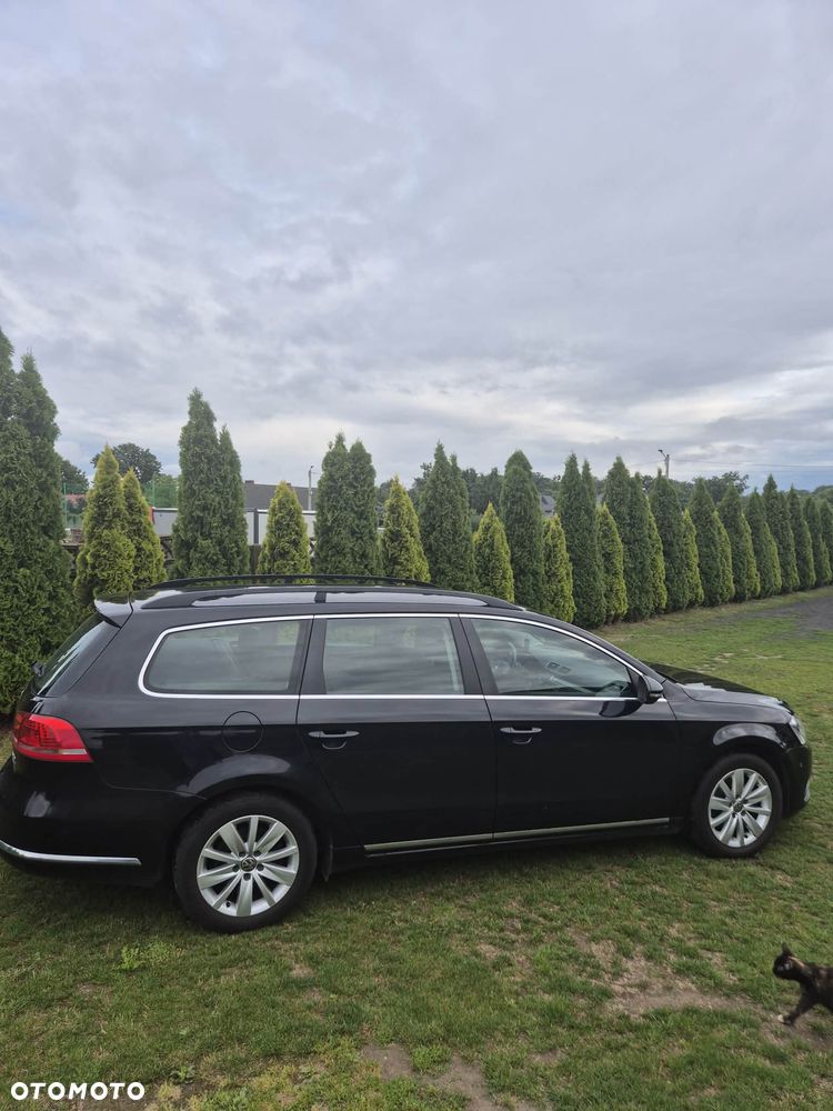 Volkswagen Passat 2.0 TDI Comfortline - 4