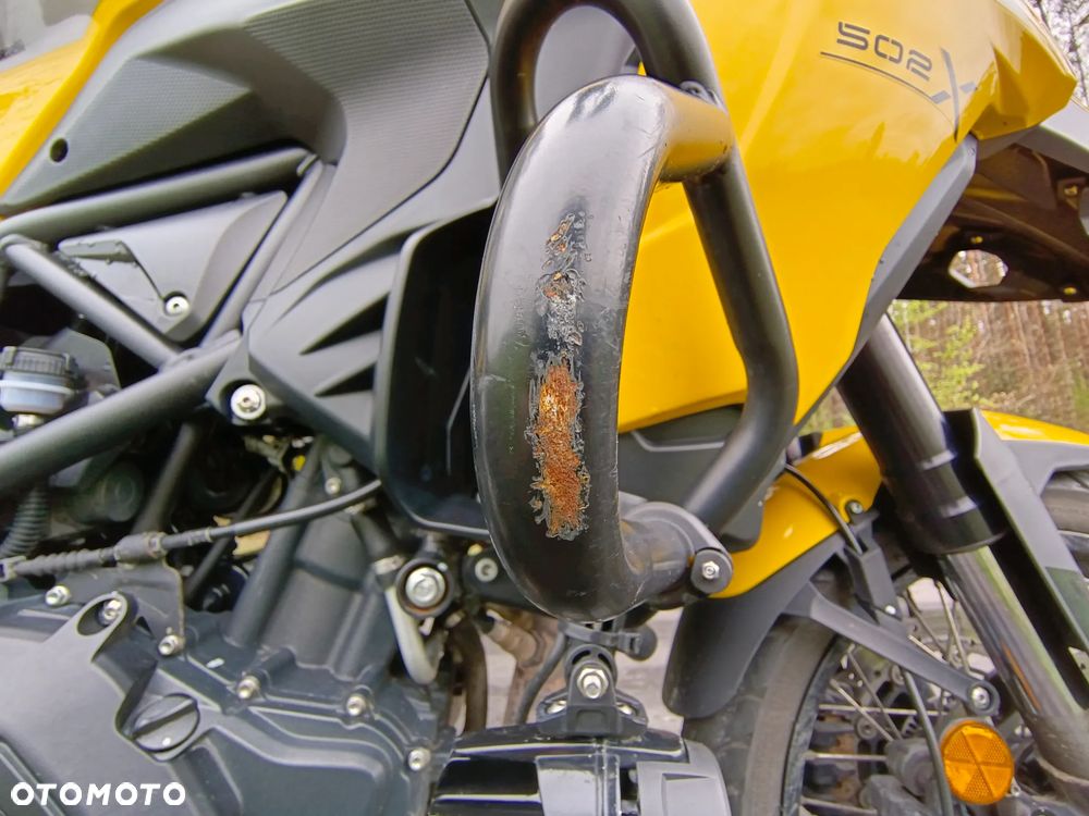Benelli TRK 502X - 17