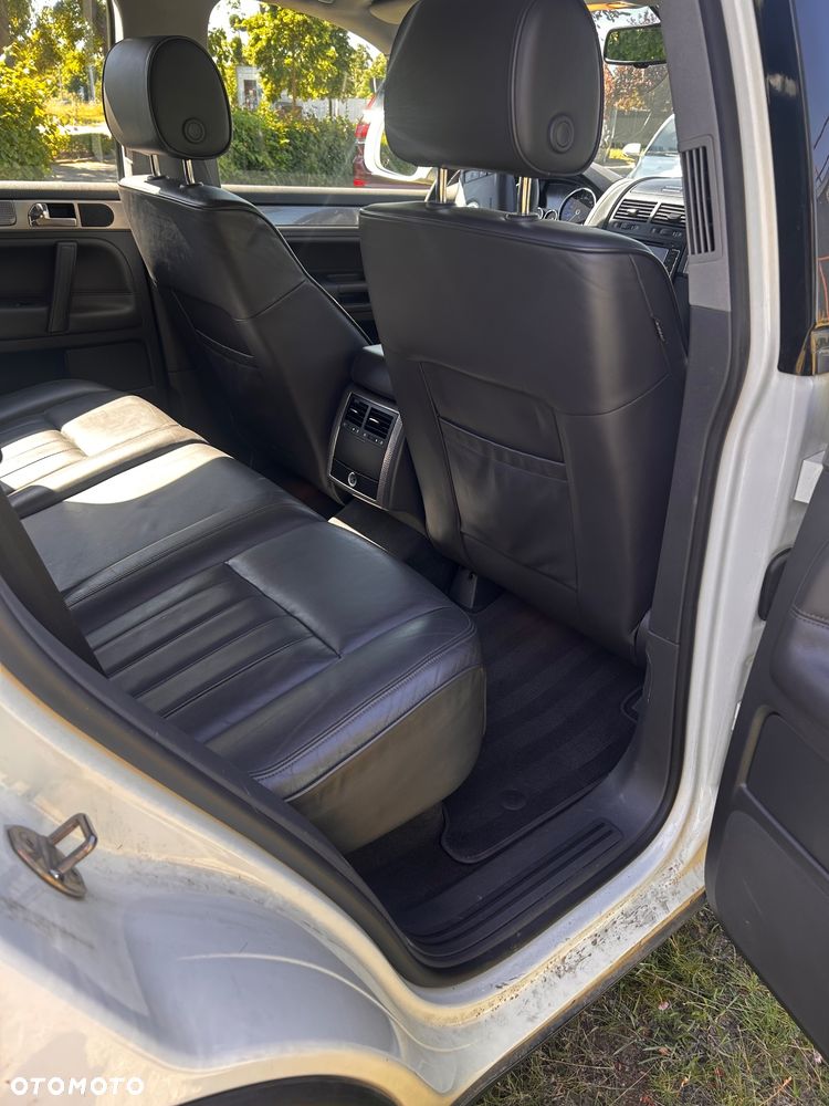 Volkswagen Touareg 3.0 V6 TDI DPF Automatik Individual - 14