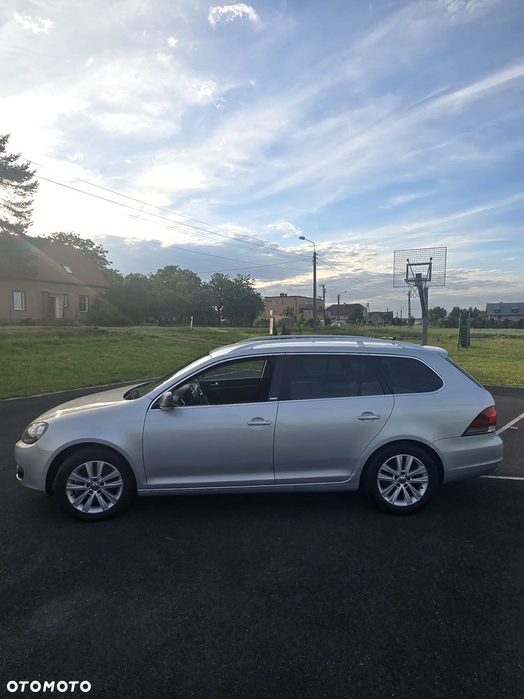 Volkswagen Golf 2.0 TDI DPF Style - 4