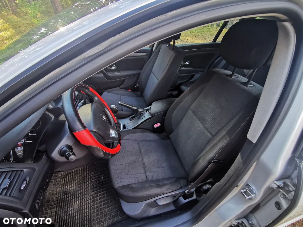Renault Laguna 2.0 Authentique - 9