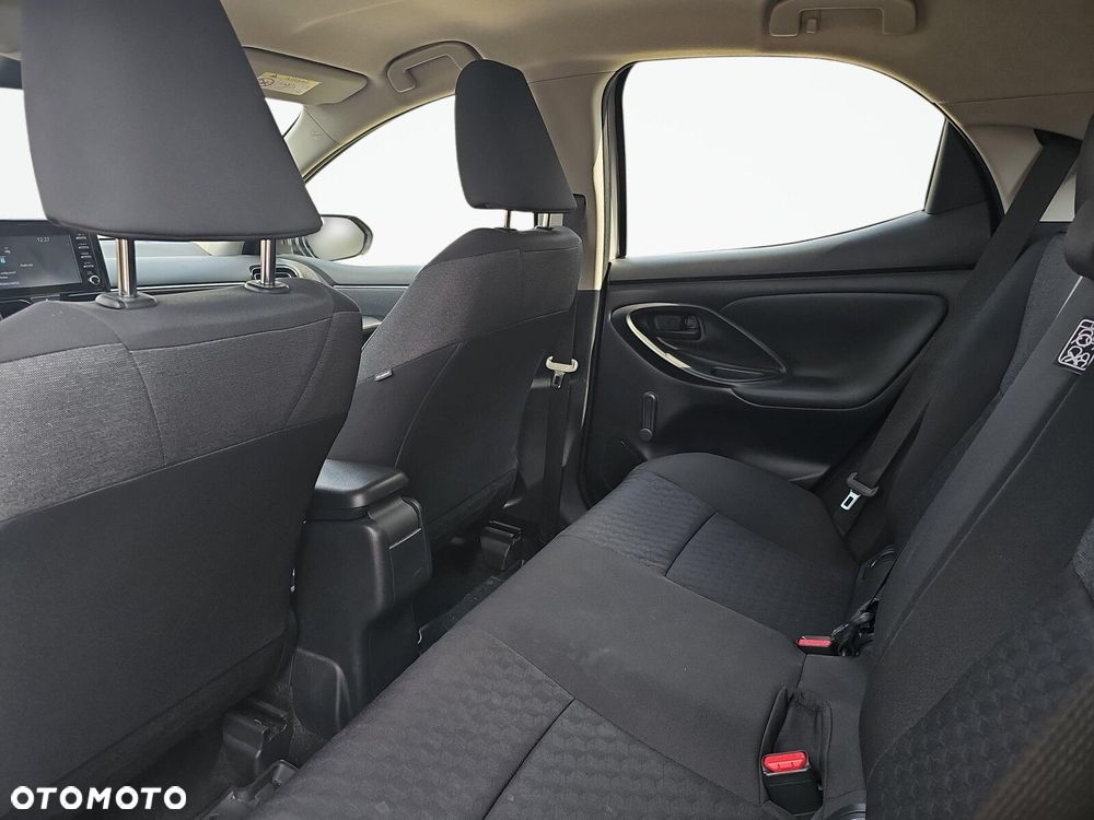 Toyota Yaris Hybrid 1.5 Comfort - 13