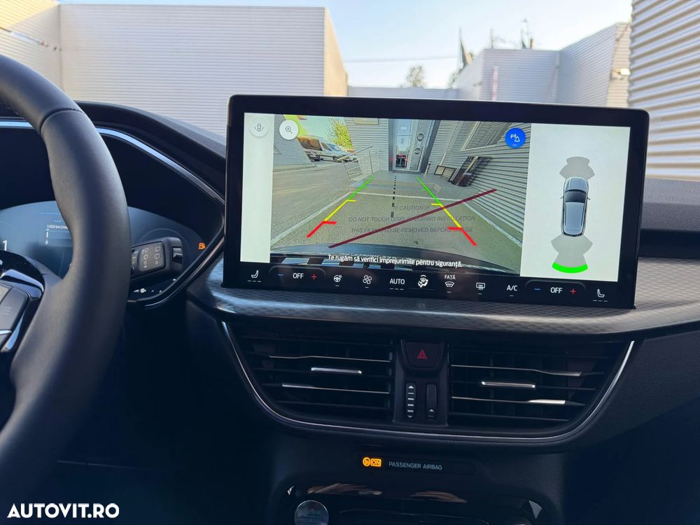 Ford Kuga 1.5 EcoBoost A8 FWD Titanium - 7