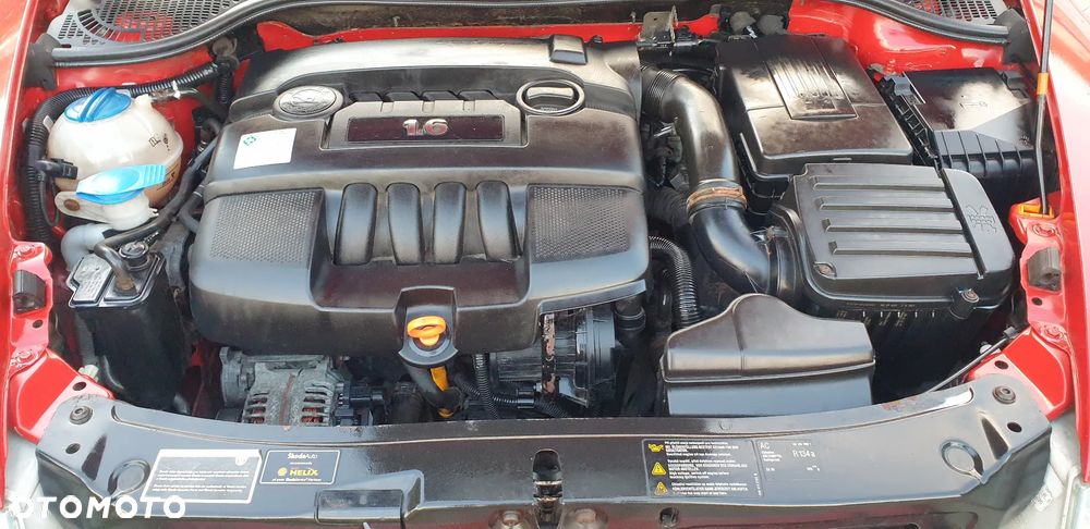 Skoda Octavia 1.6 Ambiente - 13