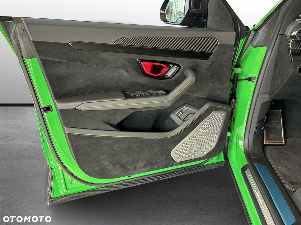 Lamborghini Urus - 6