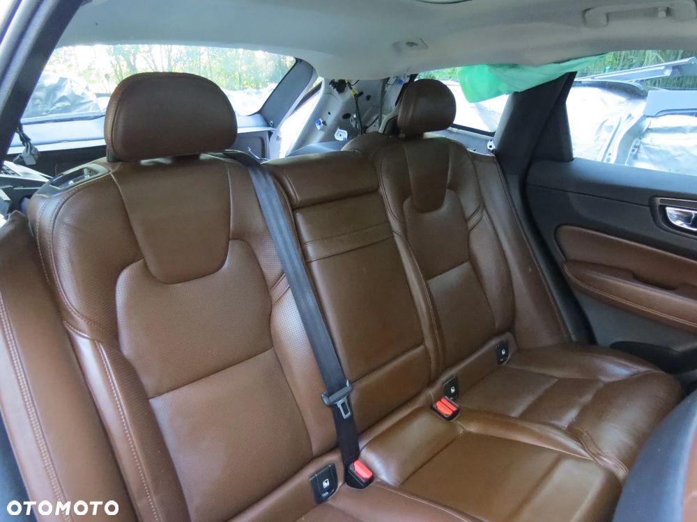 VOLVO XC60 II LAKIER 707-46 2.0 D5 D4204T14 NA CZĘŚCI - 28