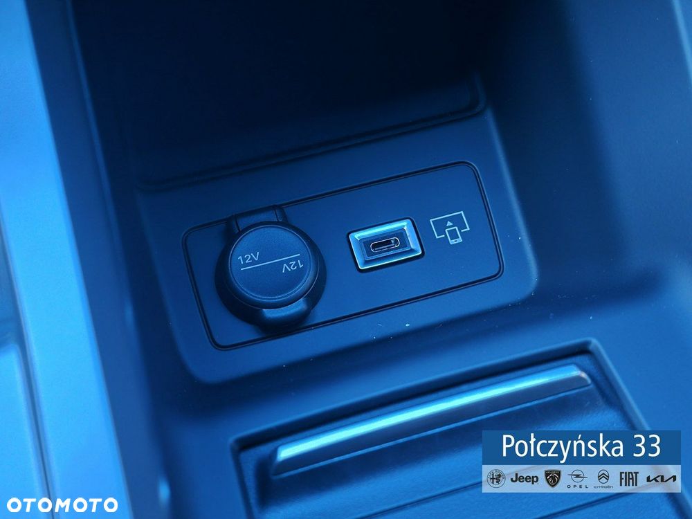 Peugeot 408 - 27