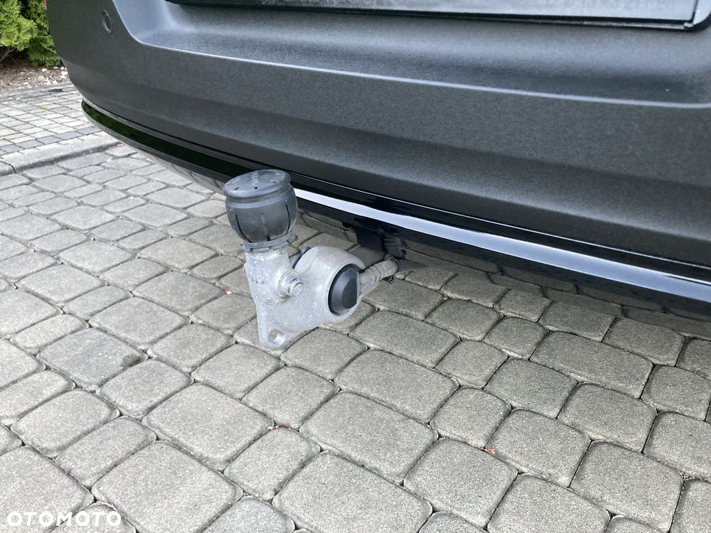 Volvo XC 40 - 33
