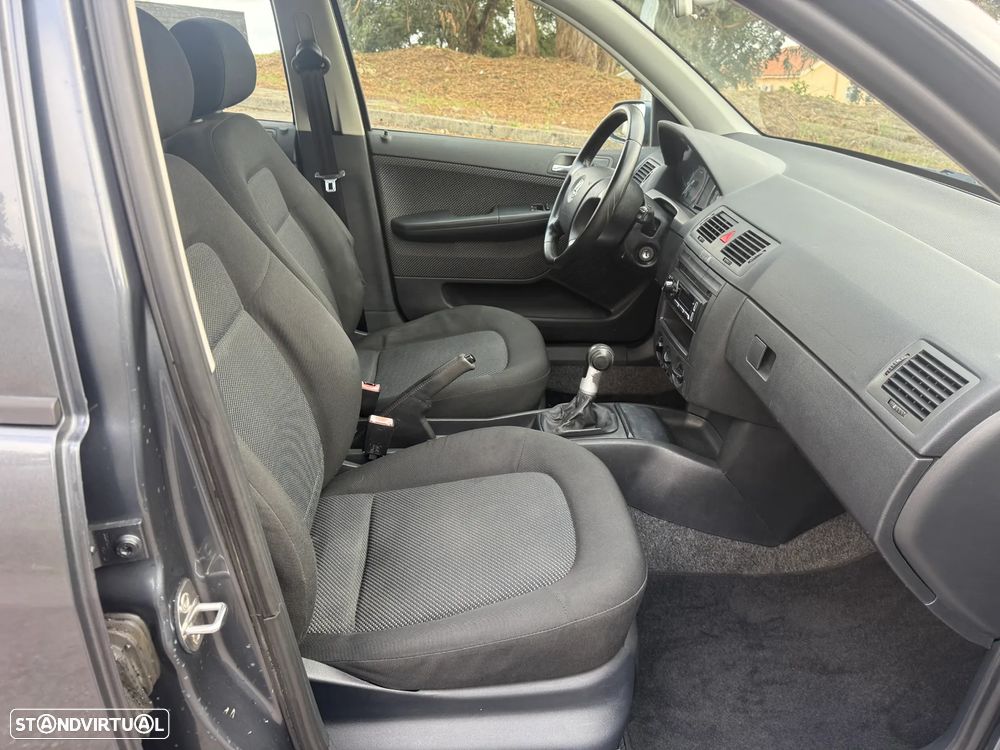 Skoda Fabia Break 1.2 Ambiente - 9