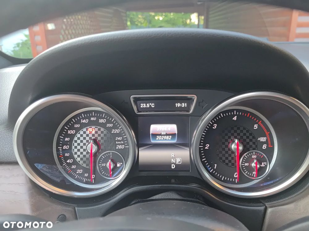 Mercedes-Benz GLE - 5