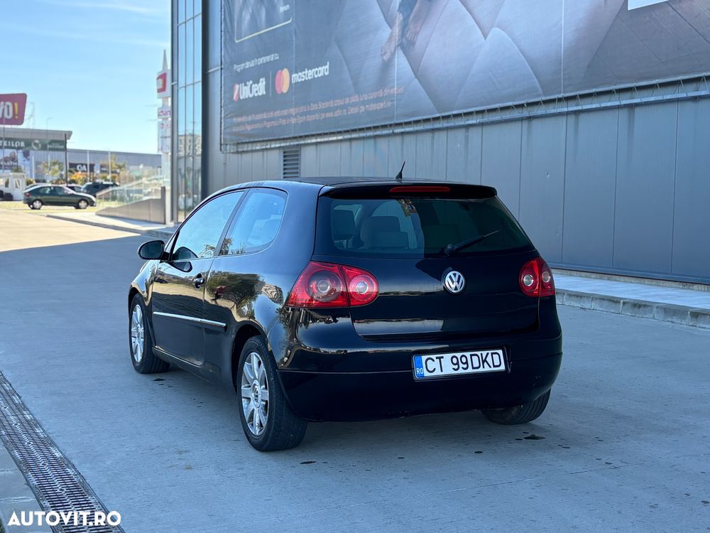 Volkswagen Golf 2.0 TDI Comfortline DSG - 4