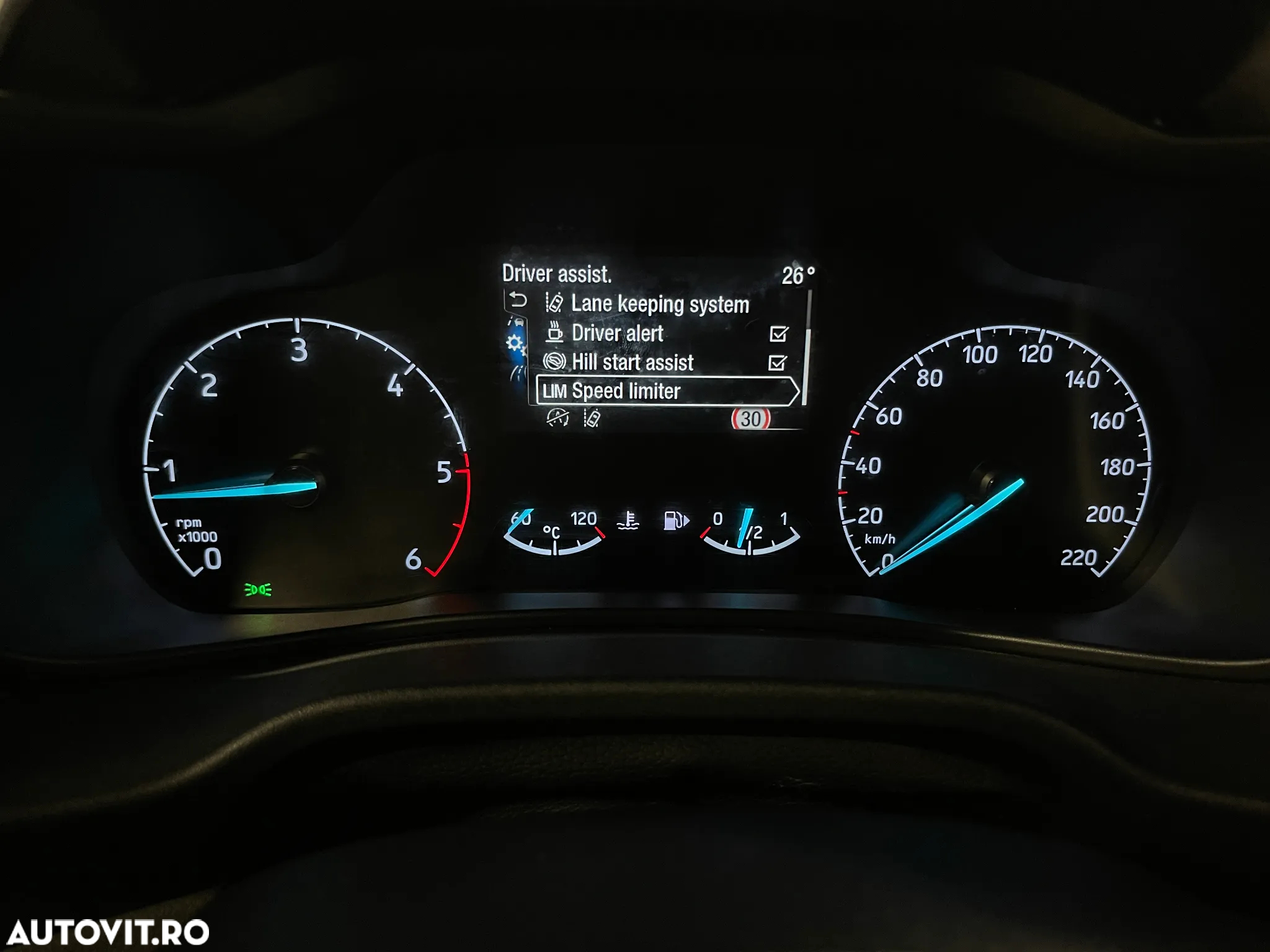 Ford Tourneo Connect 1.5 TDCi LWB (L2) Trend - 19