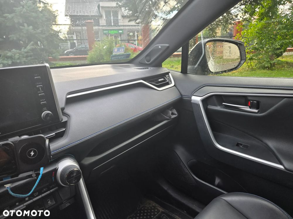 Toyota RAV4 - 2